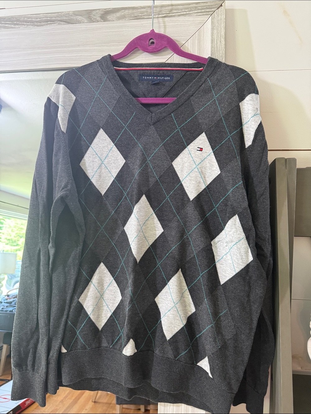 Tommy Hilfiger Men's Charcoal V-Neck Argyle Sweater with White Diamonds